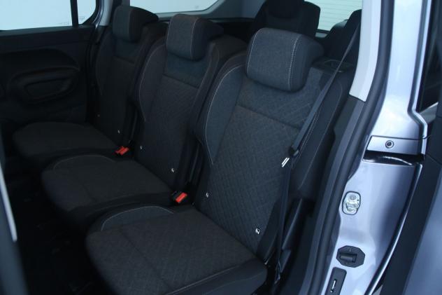Opel Combo XL 1.5 BlueHDI S&S 130cv AT8 ELEGANCE PLUS 7 posti - Foto 8
