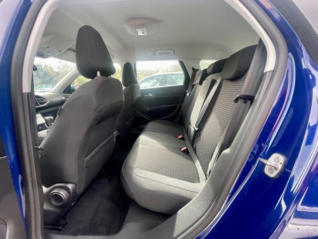 Peugeot 308 1.5 HDi 100CV 6M 12-2019 - Foto 8