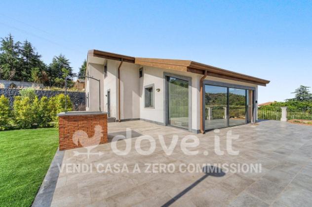 Villa di 380 m² con più di 5 locali in vendita a Viagrande - Foto 2