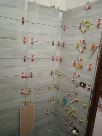 Lavoretti dì imbianchino piastrelle . muratura,ecc..,. - Foto 2