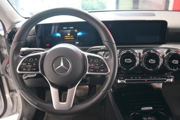 Mercedes-benz A 180 d Automatic Business - Foto 9
