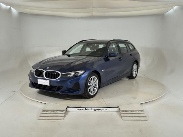 BMW Serie 3 G21 2022 Touring 320e Touring auto