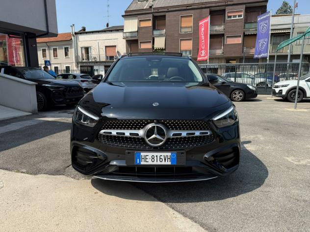 Mercedes-Benz GLA 200 d Automatic AMG Line Premium con Tetto Panoramico. - Foto 8