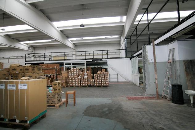 Capannone commerciale in vendita a Avenza - Carrara 800 mq Rif: 957341 - Foto 10