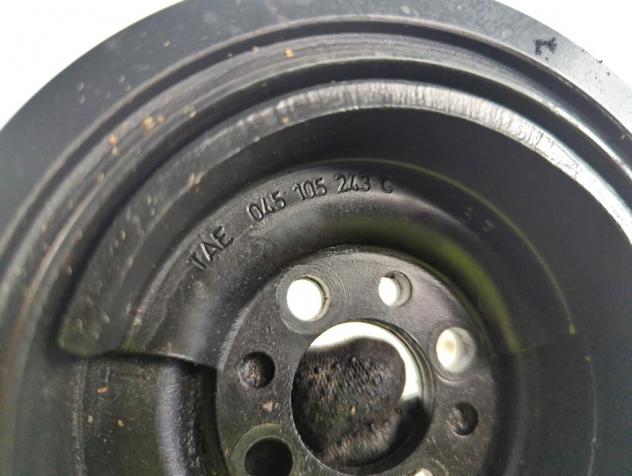 045105243C PULEGGIA ALBERO MOTORE SKODA ROOMSTER 1.4 D 51KW 5M 5P (2006) RICAMBIO USATO - Foto 5