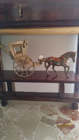 Carrozza con cavallo in ottone - Foto 2