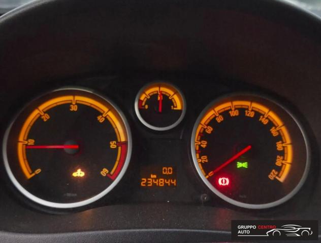 OPEL Corsa 1.3 CDTI 75CV5p. Edition - 2011 - Foto 9