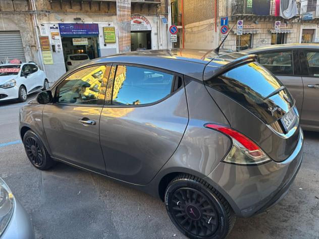 Lancia Ypsilon 1.2 69 CV Elefantino NEOPATENTATI FINANZIABILE - Foto 4