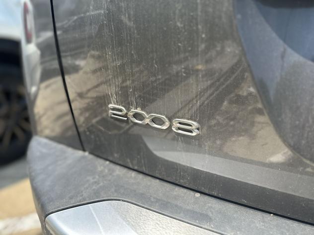 Peugeot 2008 PureTech 130 S&S EAT8 GT Pack - Foto 6