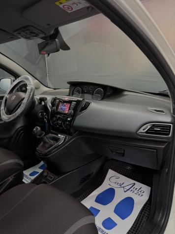 Lancia Ypsilon 1.2 Benzina Gold 44000 KM - Foto 10