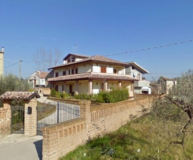 Villa in vendita a Campli