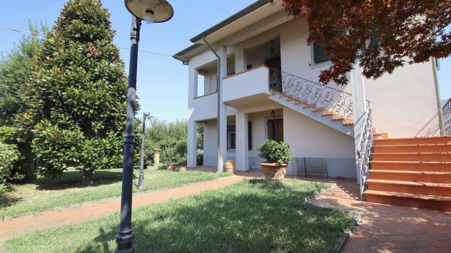 Villa in vendita a Capannori