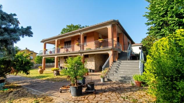 Villa in vendita a Guardea