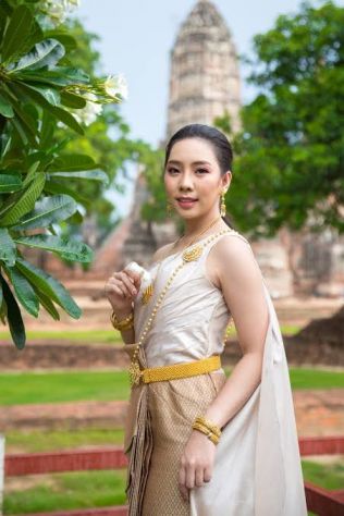 3274622122-NUOVA RAGAZZA ARRIVATA THAI MASSAGE è un centro massaggi thailandese - Foto 5