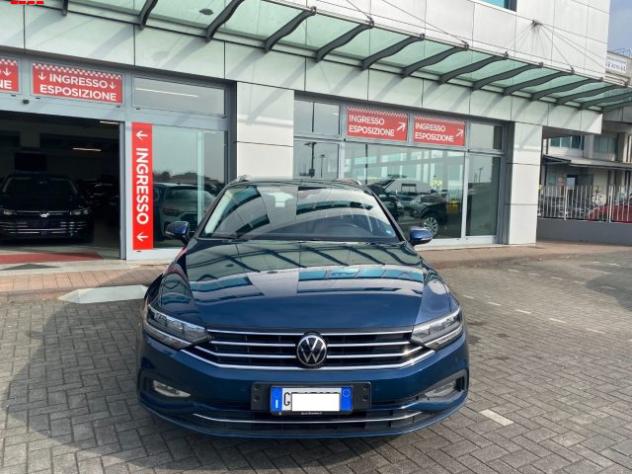 VOLKSWAGEN Passat Variant 2.0 TDI SCR 122 CV EVO DSG Business rif. 24077772 - Foto 2