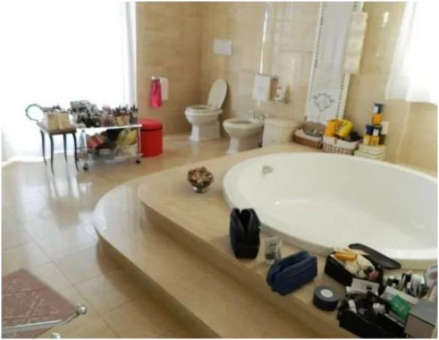 Immobile in asta di 373 m², box auto in vendita a Teramo - Foto 19
