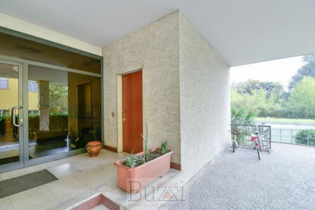 Appartamento di 96 m² con 3 locali e box auto in vendita a Seveso - Foto 2