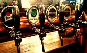 Storico locale birreria pizzeria hamburgeria - rif. BAR470