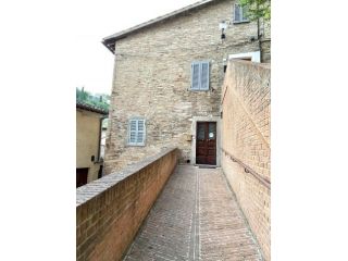 Camera doppia / singola per ragazza centro storico