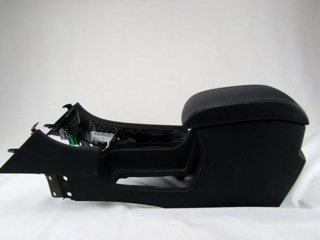 7S71-A045A20 TUNNEL CENTRALE CON BRACCIOLO FORD MONDEO 2.0 D 103KW AUT 5P (2009) RICAMBIO USATO
