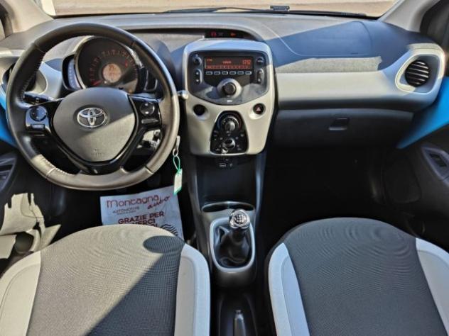TOYOTA Aygo 1.0 VVT-i 69 CV 5 porte x-cool rif. 23969688 - Foto 7