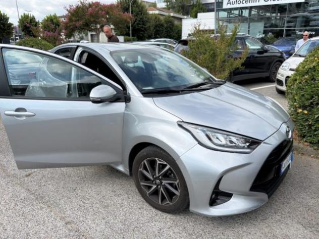 TOYOTA Yaris 1.0 5 porte Trend rif. 24042054 - Foto 4