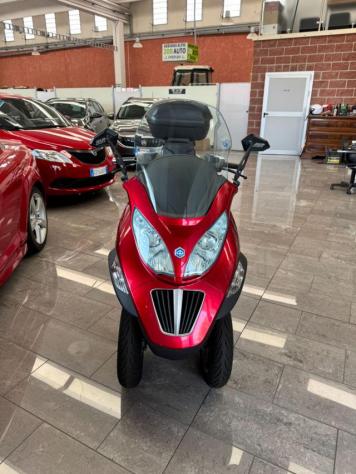 PIAGGIO MP3 300 ie rif. 23921572