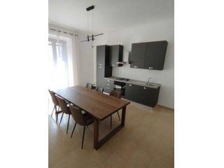 Quadrilocale in affitto a Lamezia Terme