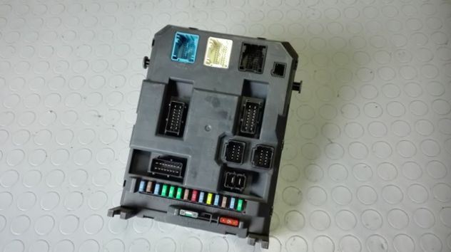 Body computer Citroen C3 Picasso del 2010 (9664983180)