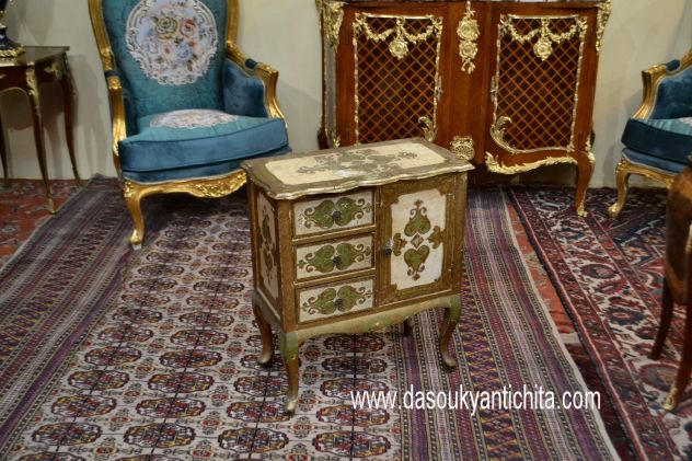 Comodino-mobiletto stile fiorentino metà XX secolo - Foto 8