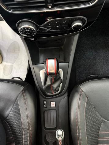 Renault Clio TCe 220CV R.S. Trophy - Foto 10