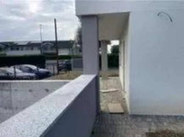 Immobile in asta di 77 m², box auto in vendita a Sulbiate - Foto 2