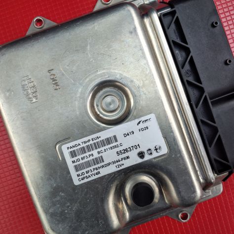 Centralina motore mjd8f3.p8Fiat Panda 2014 55263701