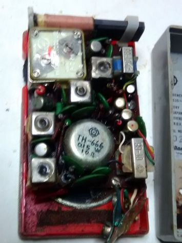 2 radio vintage an 1958 e 1960 in OM di marca HITACHI E SHARP - - Foto 9