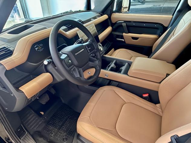 Land Rover Defender 110 TDI 350CV- UNICA ITALIA