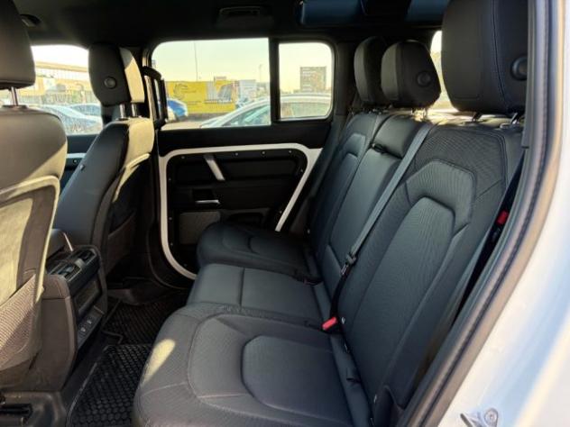 LAND ROVER Defender 110 3.0D I6 200 CV MHEV AWD Auto SE - UNIPROP. rif. 24208994 - Foto 10