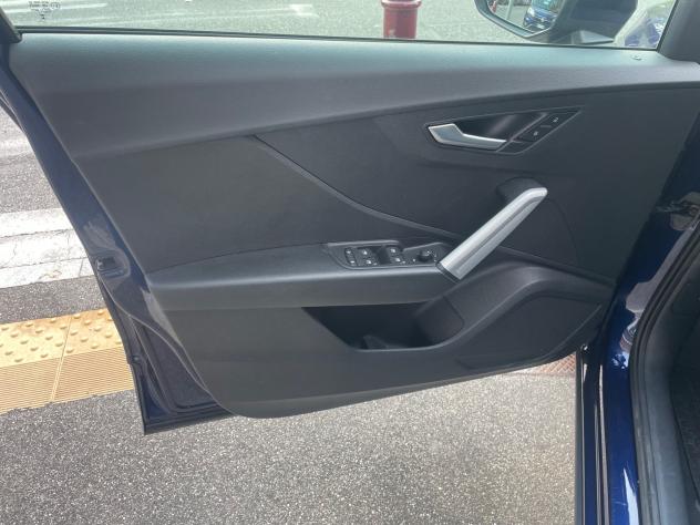 Audi Q2 30 TDI S tronic Identity Black/1PROP - Foto 8