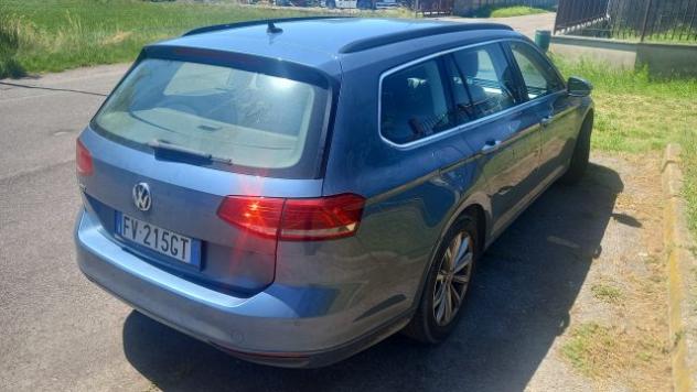 VOLKSWAGEN Passat 2.0 TDI DSG Business BlueMotion Technology rif. 23860095 - Foto 5