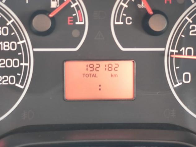 Fiat Grande Punto 1.3 MJT 75 CV 3 porte S&S Actual, OK NEOPATENTATI. - Foto 9