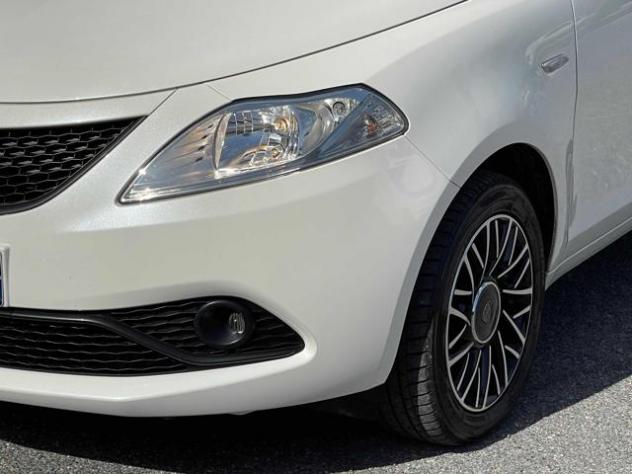 LANCIA Ypsilon 1.0 HYBRID 5P Gold TETTO APRIBILE BIANCO PERLA rif. 23536342 - Foto 8