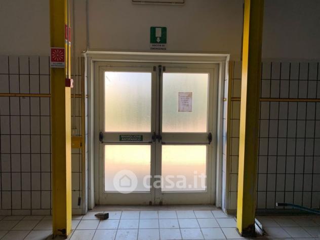 Livorno vendesi capannone 950 Mq