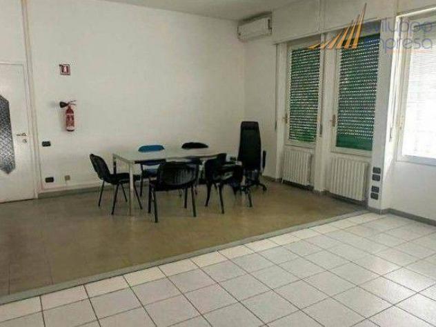 CAPANNONE CON RIBALTE IN VENDITA A SEGRATE - Foto 3