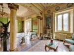 Villa di 720 m² con più di 5 locali e posto auto in vendita a Castronno [ri &hellip;