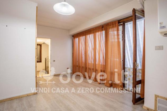 Casa indipendente di 315 m² con 5 locali in vendita a Cuvio - Foto 12