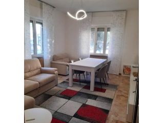 Trilocale in affitto a Jesi