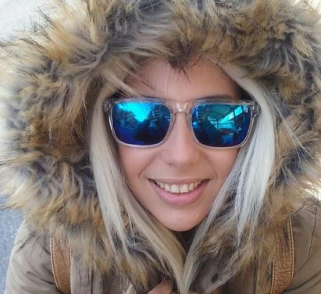 Donna di Udine. Fisico Normale Tel: