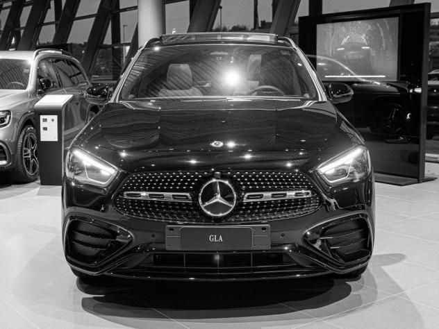 Mercedes-Benz GLA 200 d AMG Line Premium - Foto 2