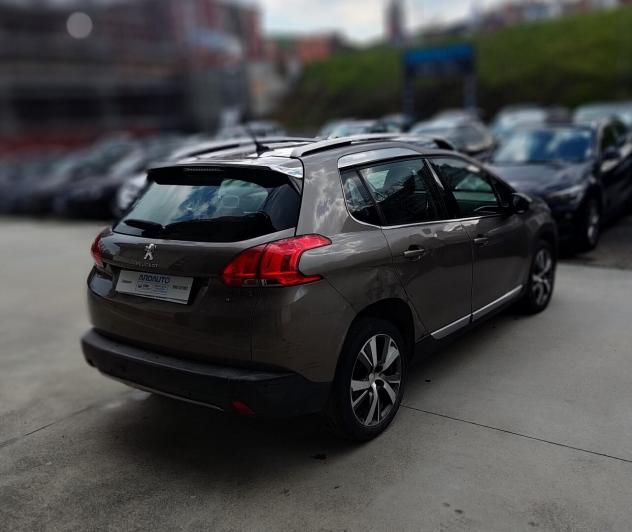 PEUGEOT 2008 1.6 E-HDI ALLURE 92 CV - Foto 9