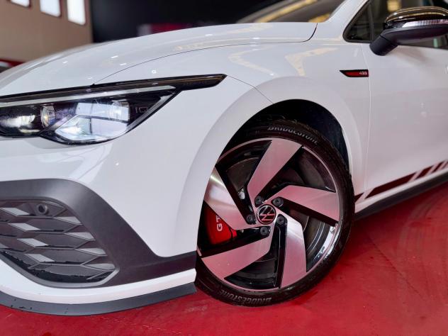 Volkswagen Golf GTI CLUBSPORT 2.0 TSI GTI DSG 300cv - Foto 5