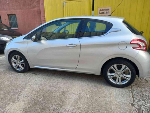 PEUGEOT 208 serie 1.2 VTi 82 CV 3 porte Allure neopatentati rif. 24211960 - Foto 3